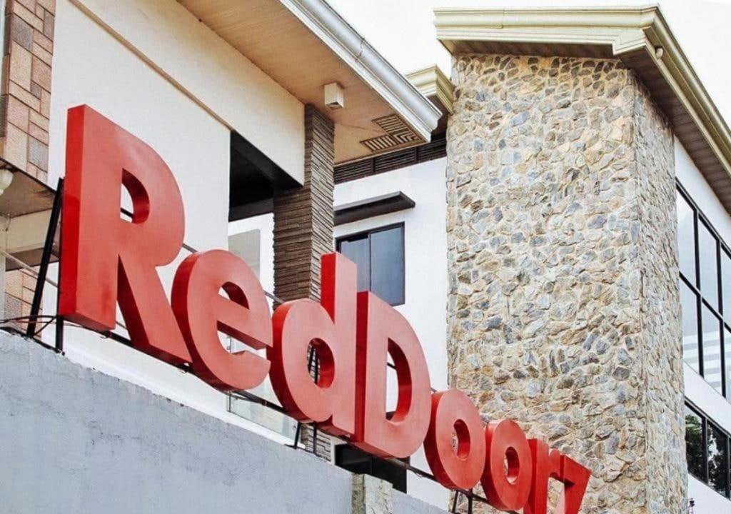 Reddoorz @ Jackie'S Hotel & Restaurant Ipil  Eksteriør billede